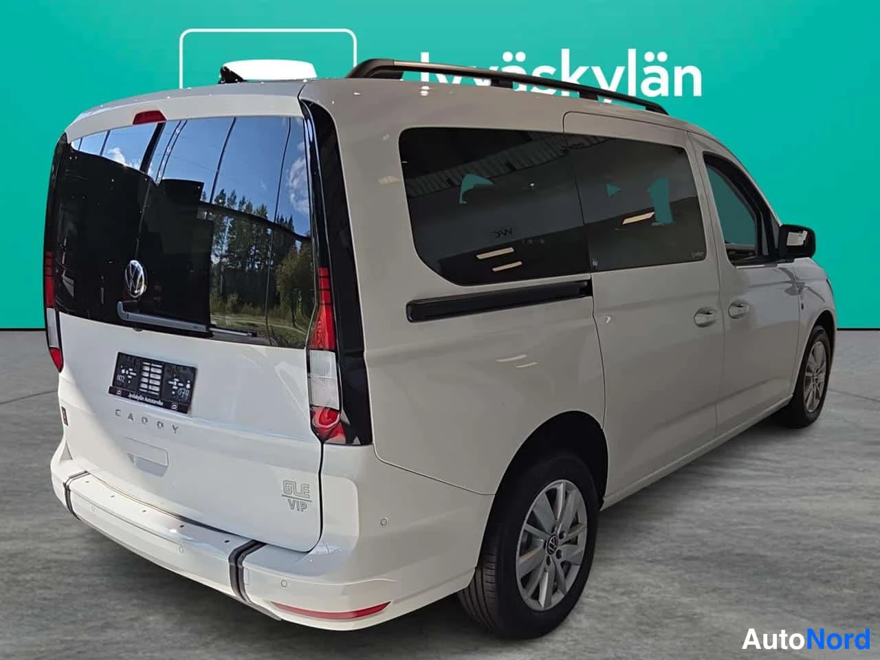 Valkoinen Volkswagen Caddy 2026, takaviisto, kuva 3