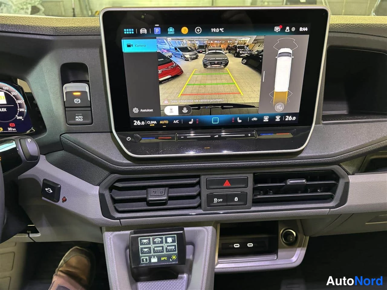 Valkoinen Volkswagen Crafter 2026, yksityiskohta, kuva 25