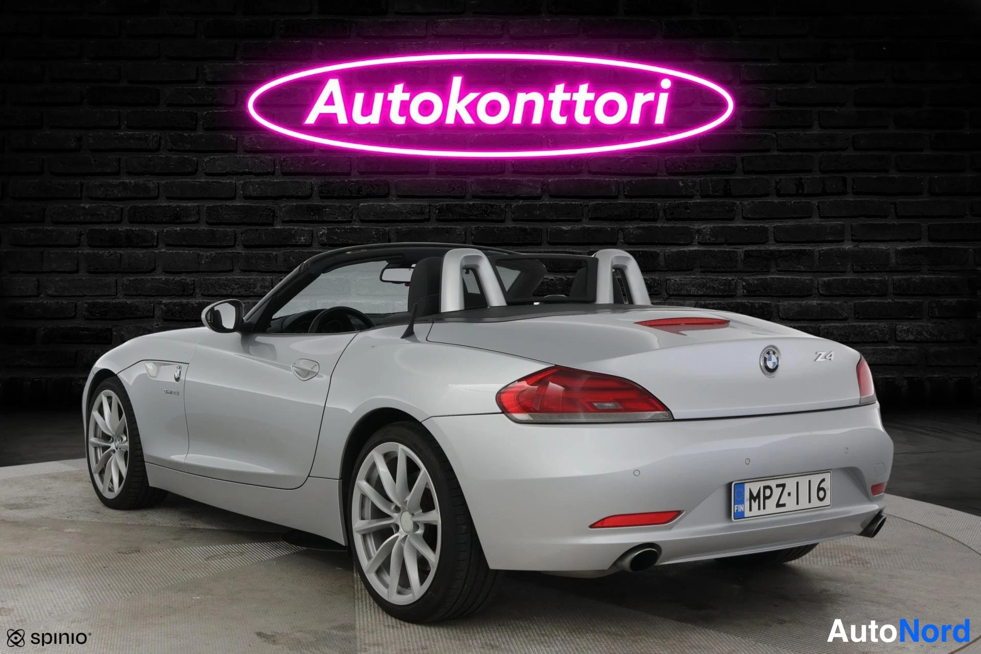 Hopea BMW Z4 sDrive 2010, takaviisto, kuva 4