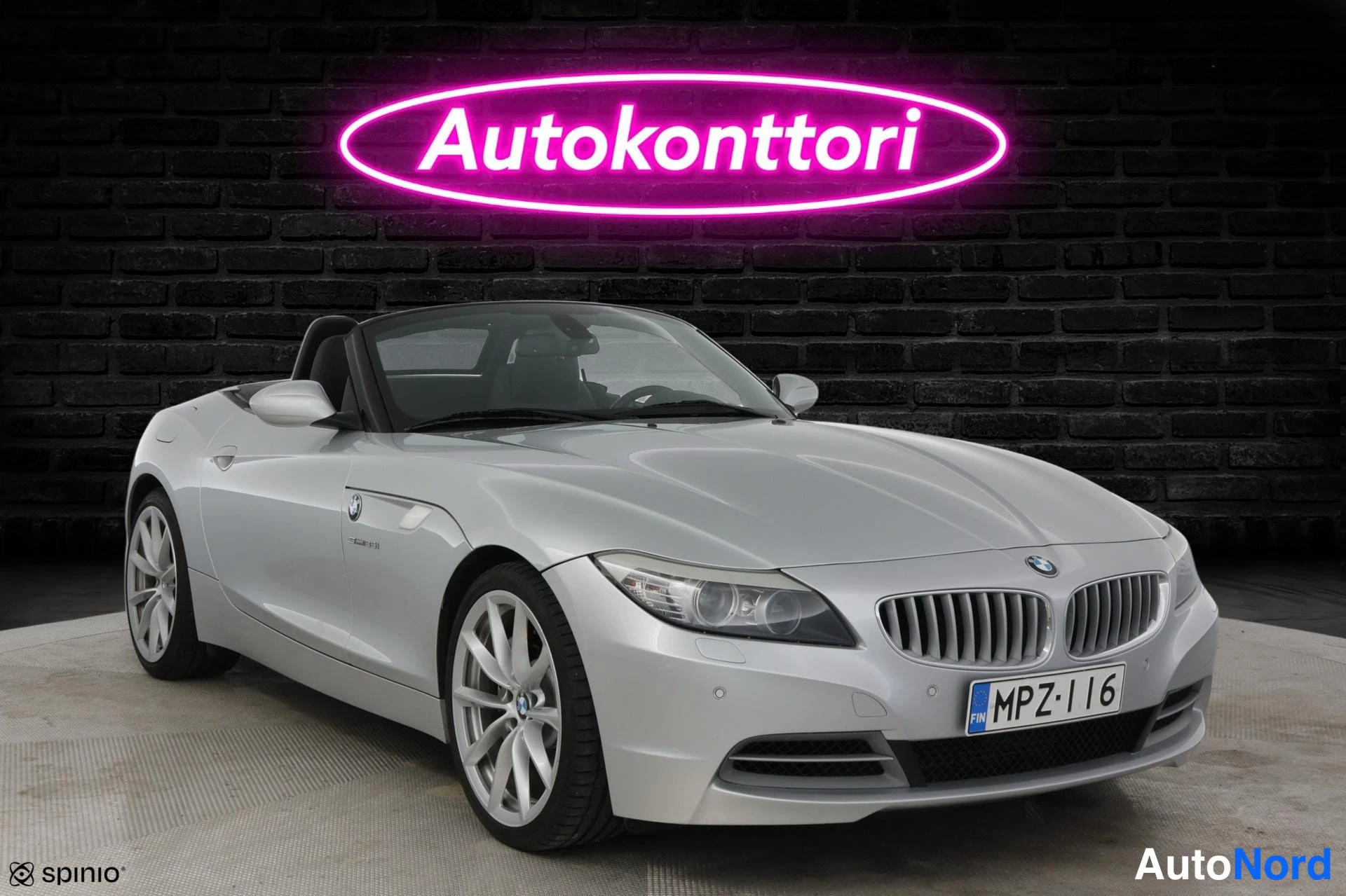 Hopea BMW Z4 sDrive 2010, etuviisto, keula oikealle, kuva 2