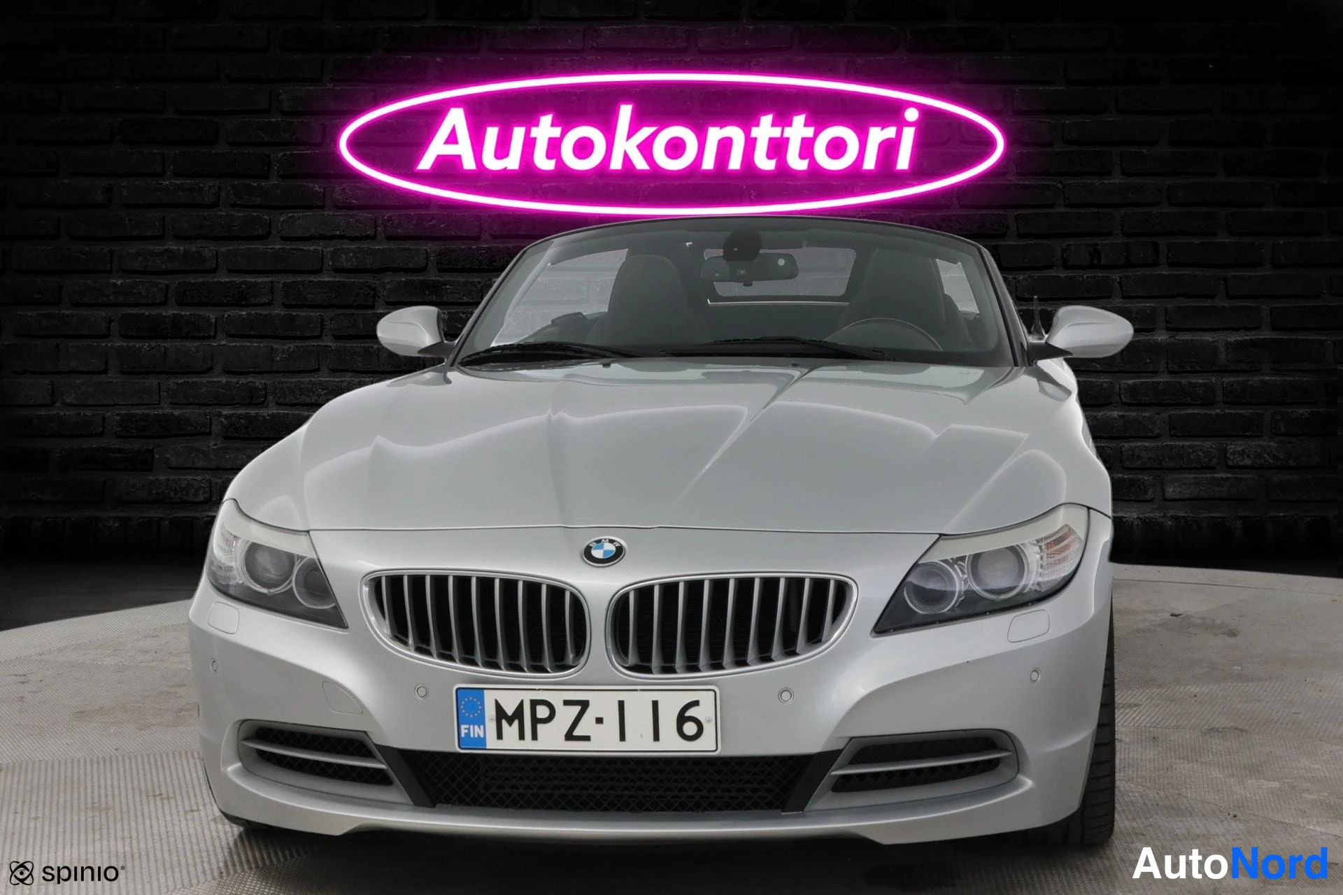 Hopea BMW Z4 sDrive 2010, edestä, kuva 3