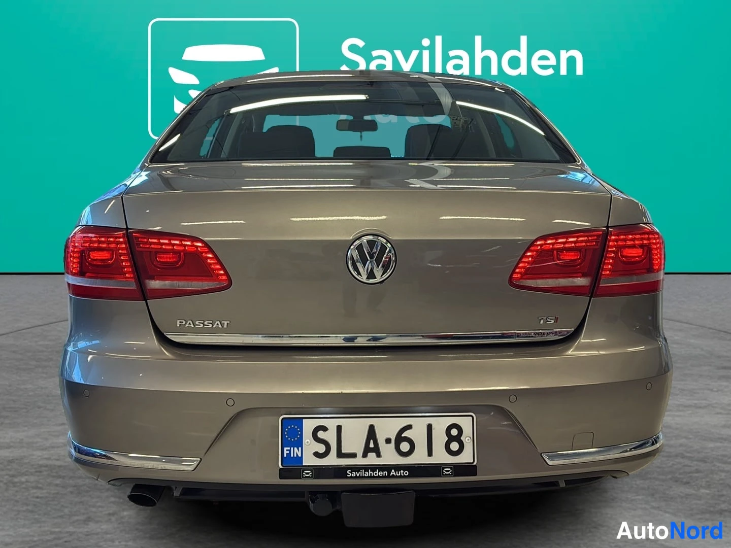 Ruskea Volkswagen Passat 2012, takaa, kuva 5