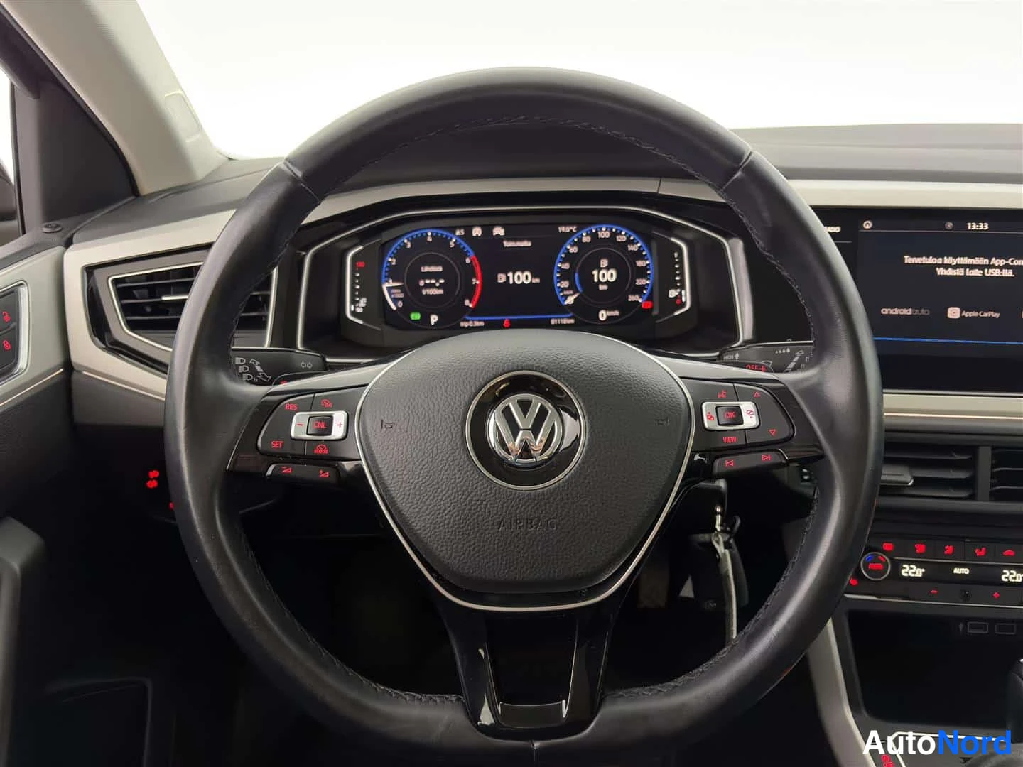 Musta Volkswagen Polo 2020, ohjaamo, kuva 16