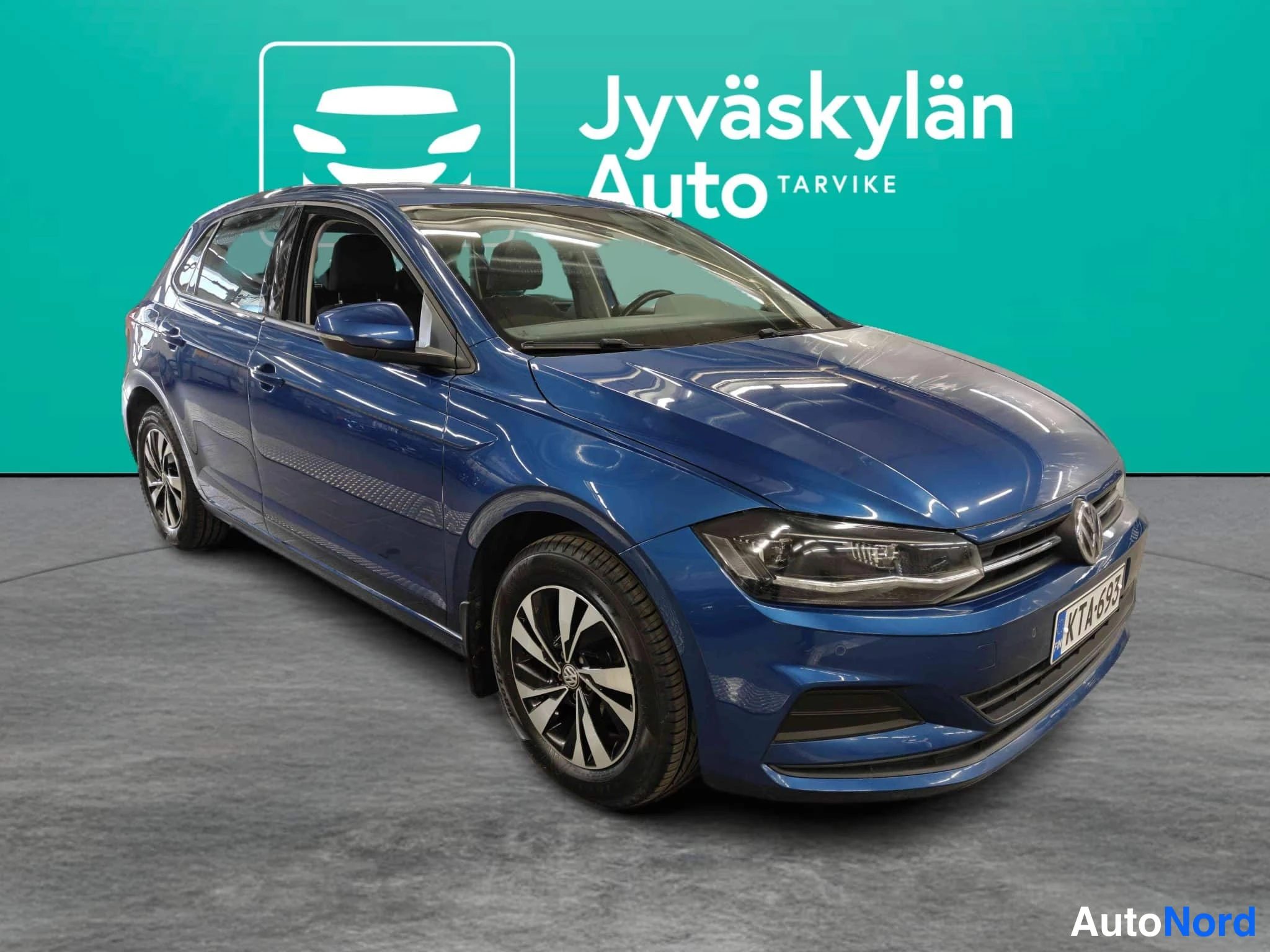 Sininen Volkswagen Polo 2018, etuviisto, keula oikealle, kuva 3