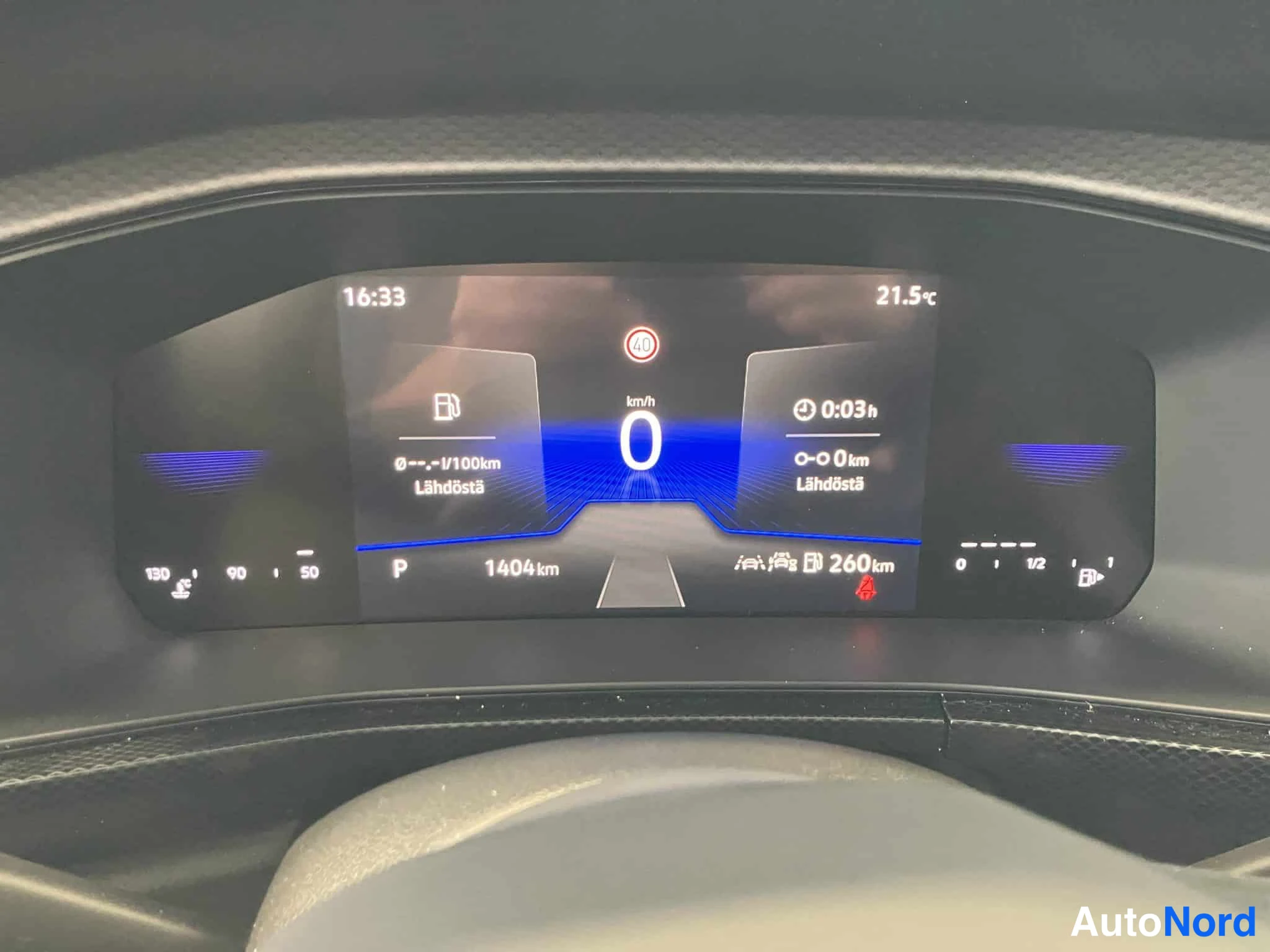 Harmaa Volkswagen T-Cross 2025, yksityiskohta, kuva 17