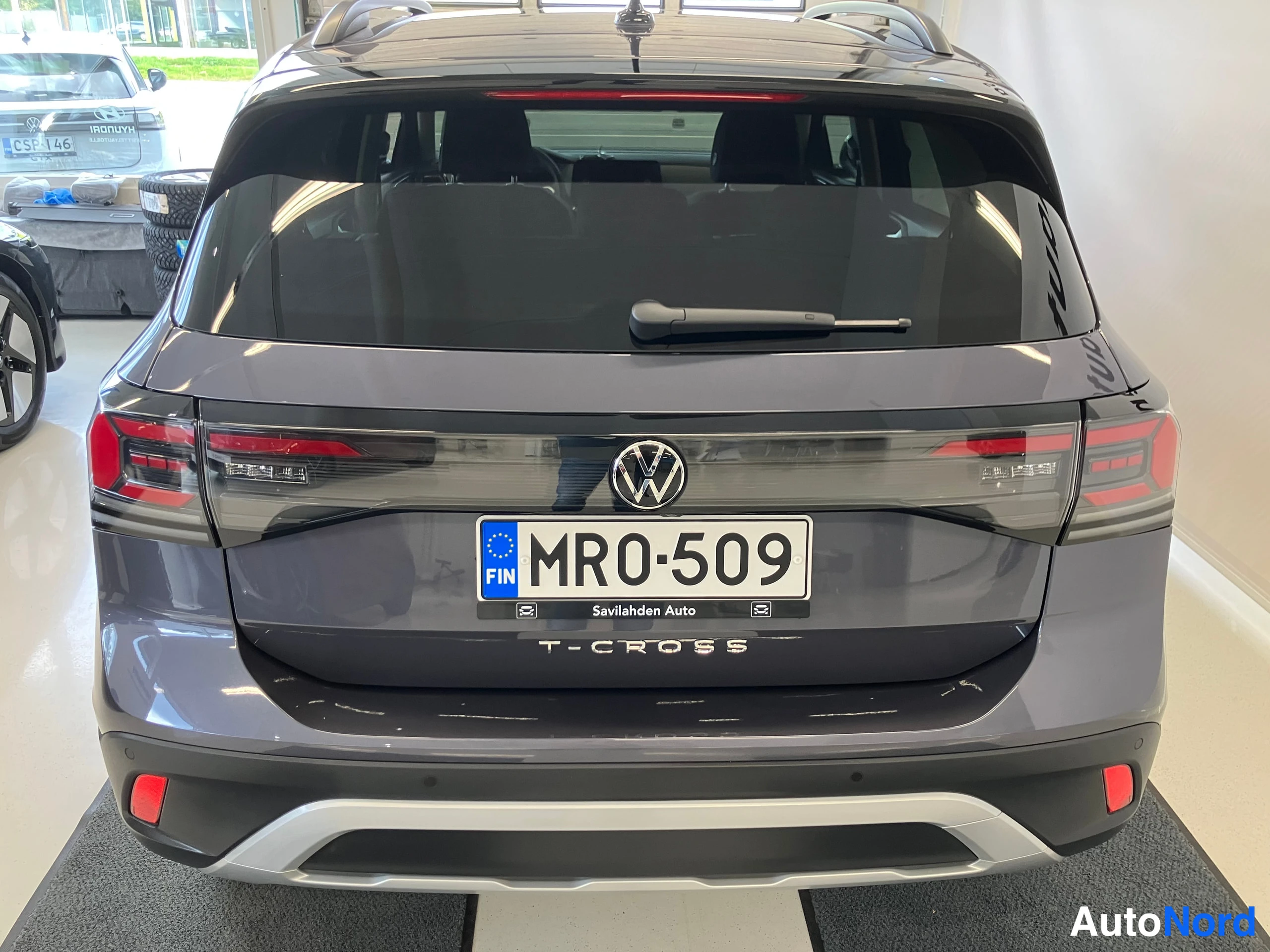 Harmaa Volkswagen T-Cross 2025, takaa, kuva 8