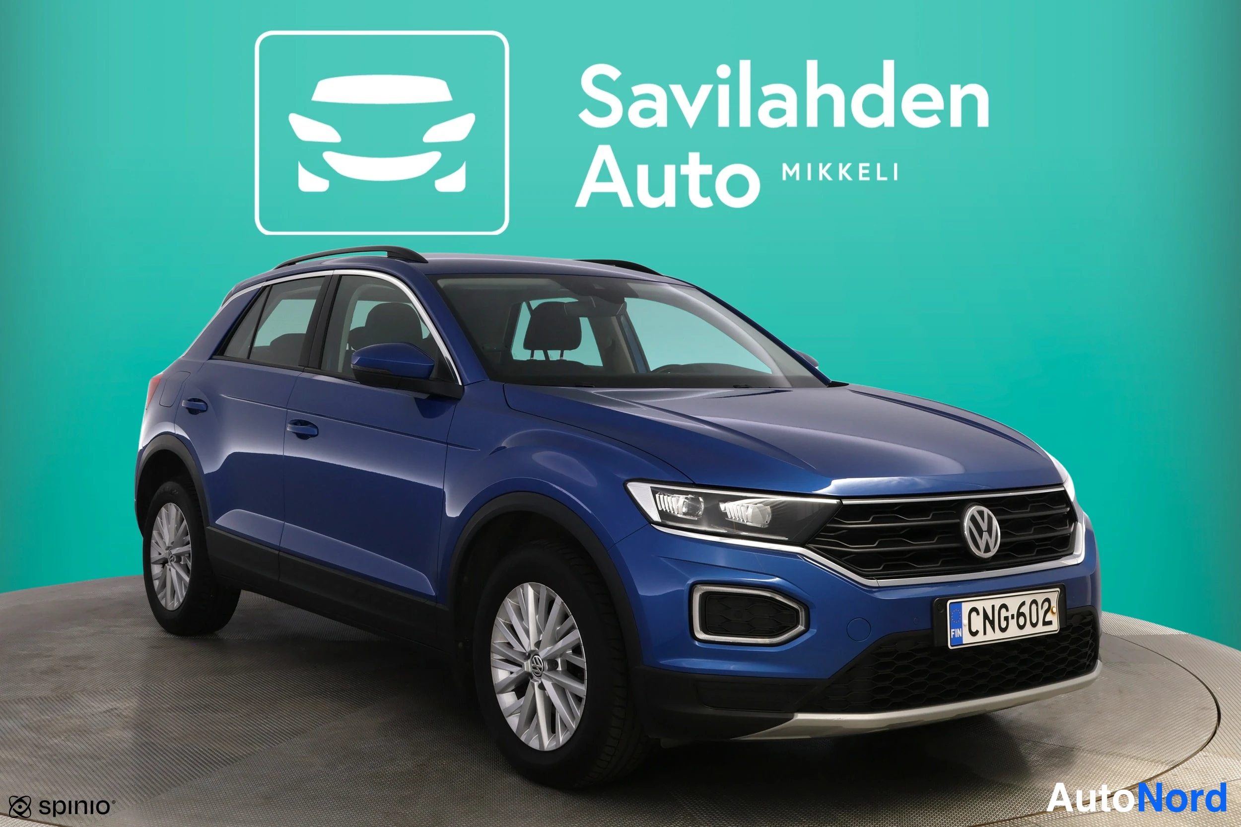 Sininen Volkswagen T-Roc 2019, etuviisto, keula oikealle, kuva 6