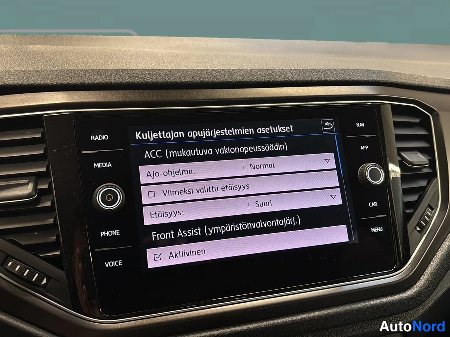 Keltainen Volkswagen T-Roc 2018, yksityiskohta, kuva 13