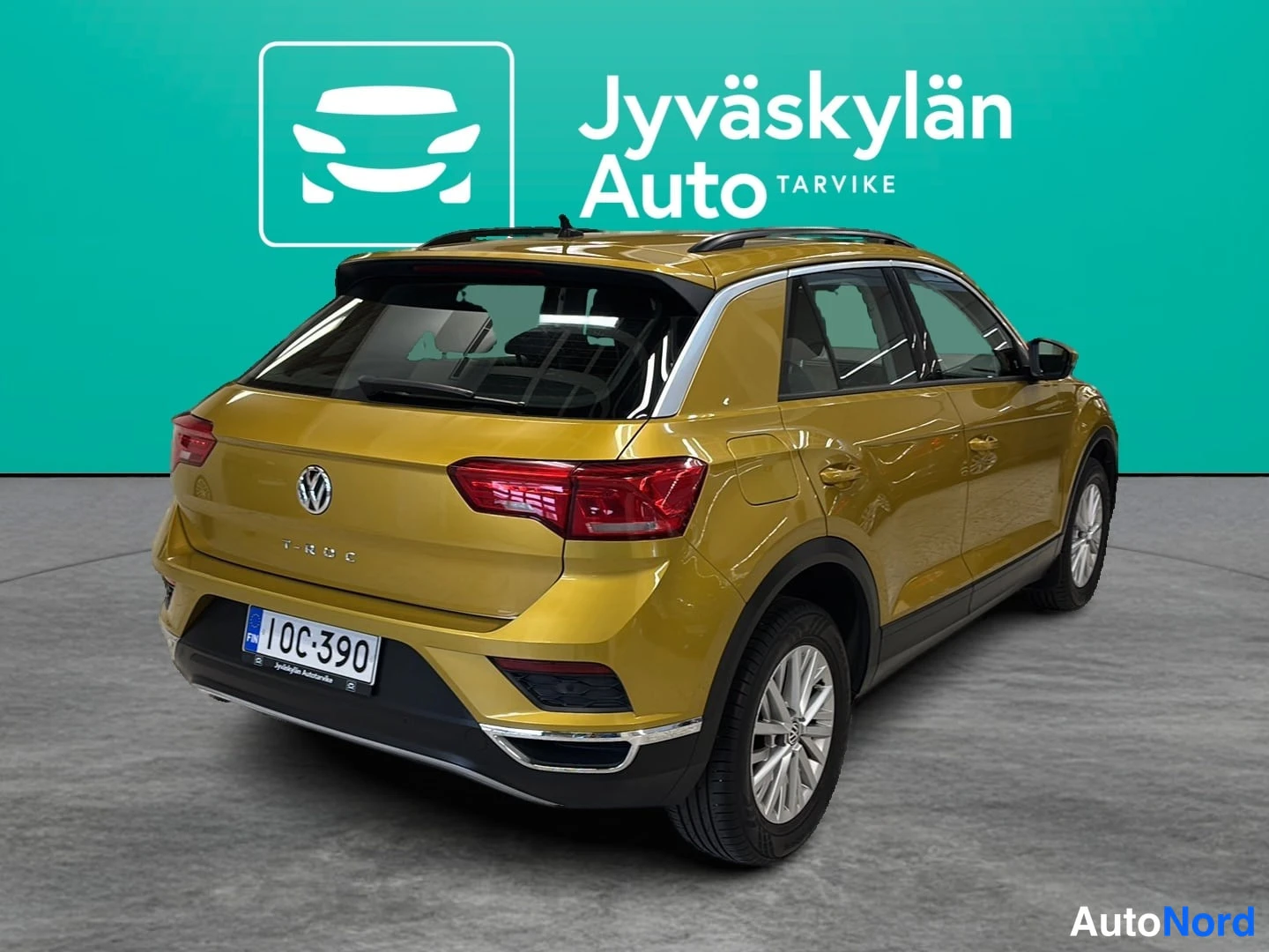 Keltainen Volkswagen T-Roc 2018, takaviisto, kuva 4