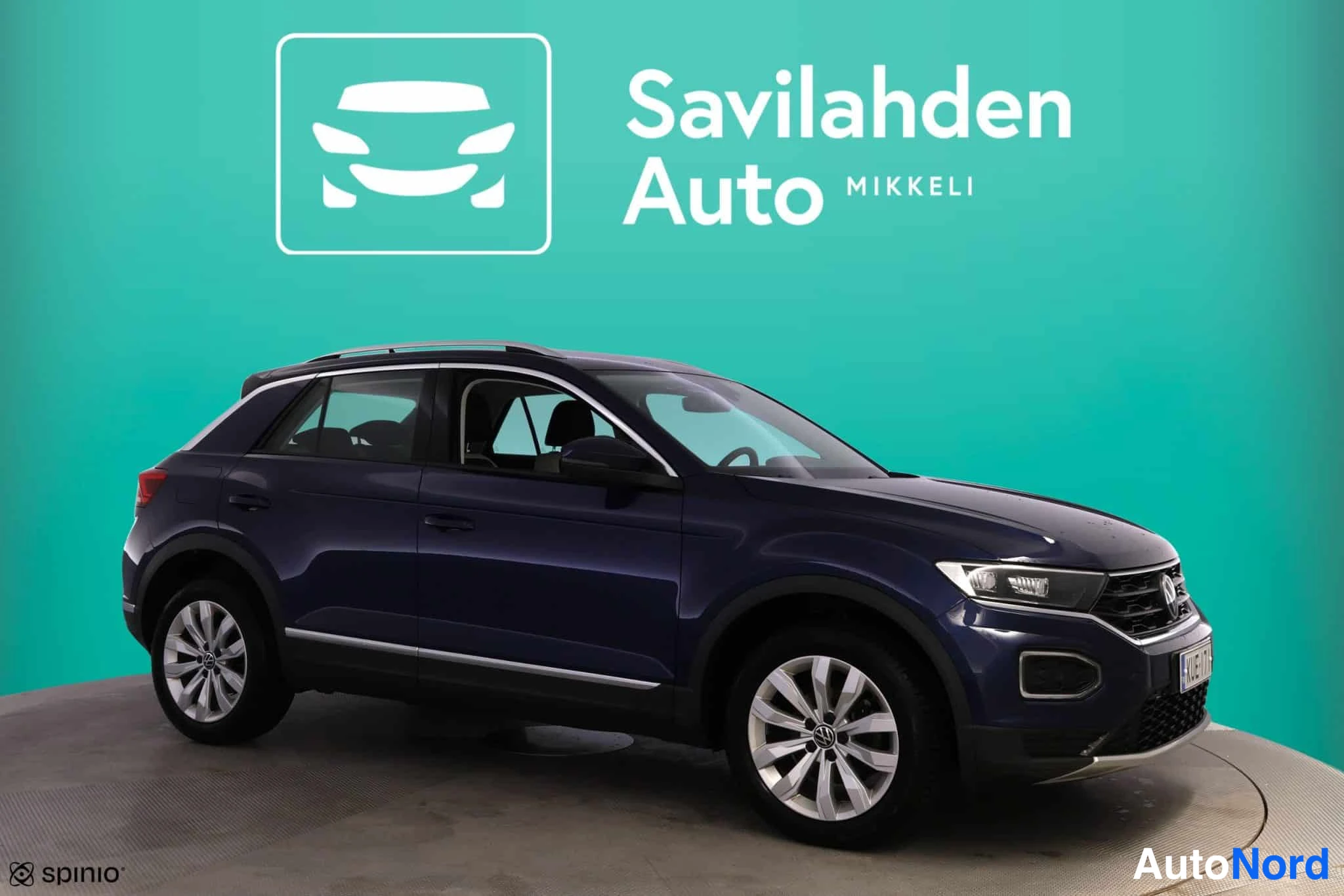 Sininen Volkswagen T-Roc 2022, etuviisto, keula oikealle, kuva 3