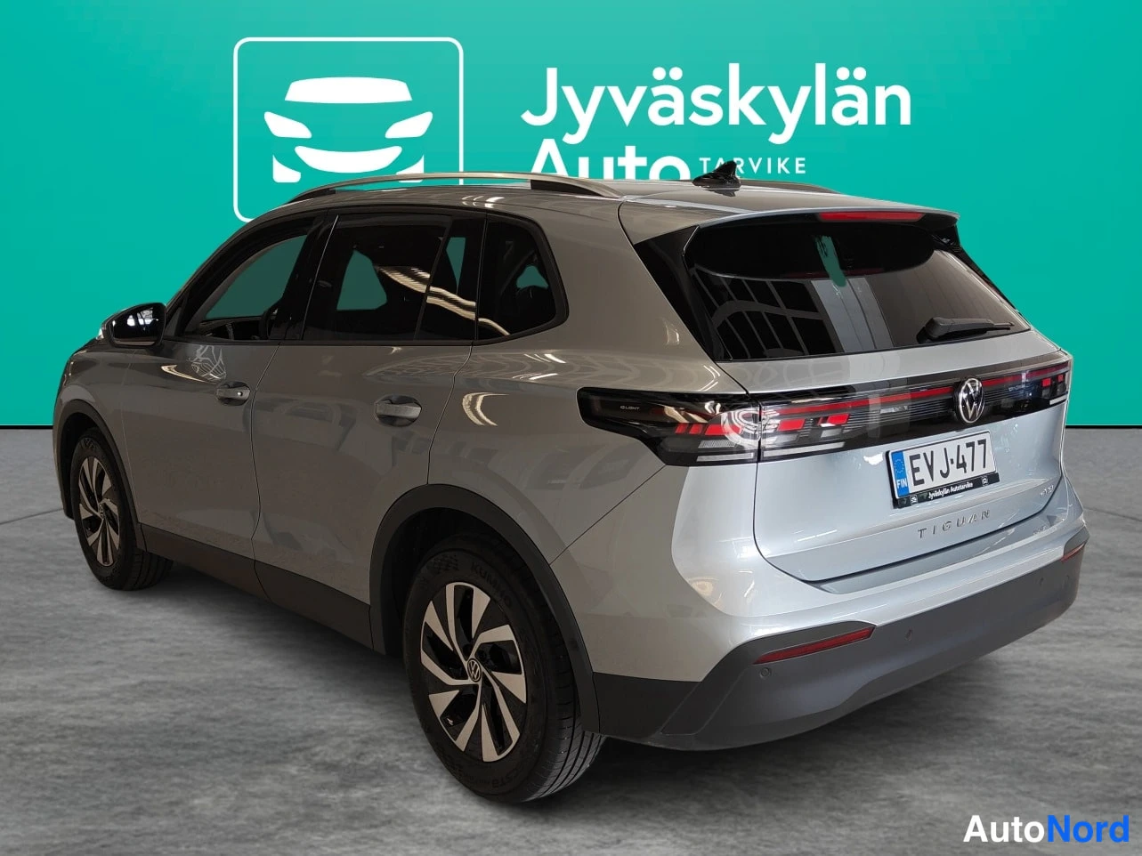 Hopea Volkswagen Tiguan 2024, takaviisto, kuva 4