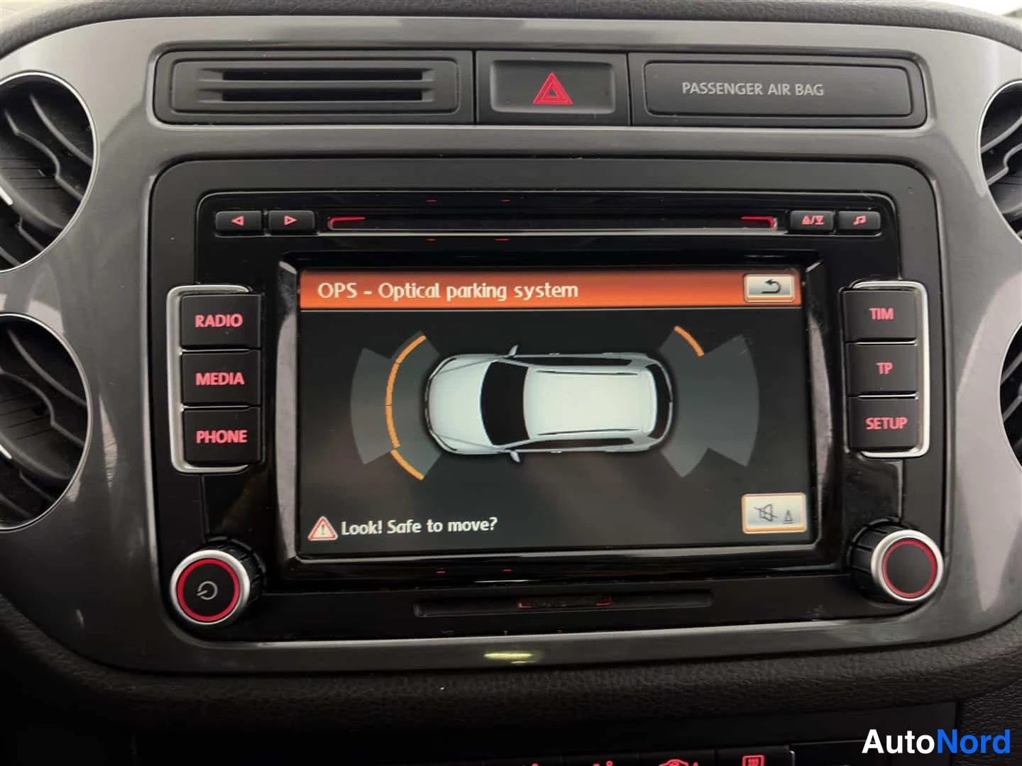 Hopea Volkswagen Tiguan 2012, yksityiskohta, kuva 23