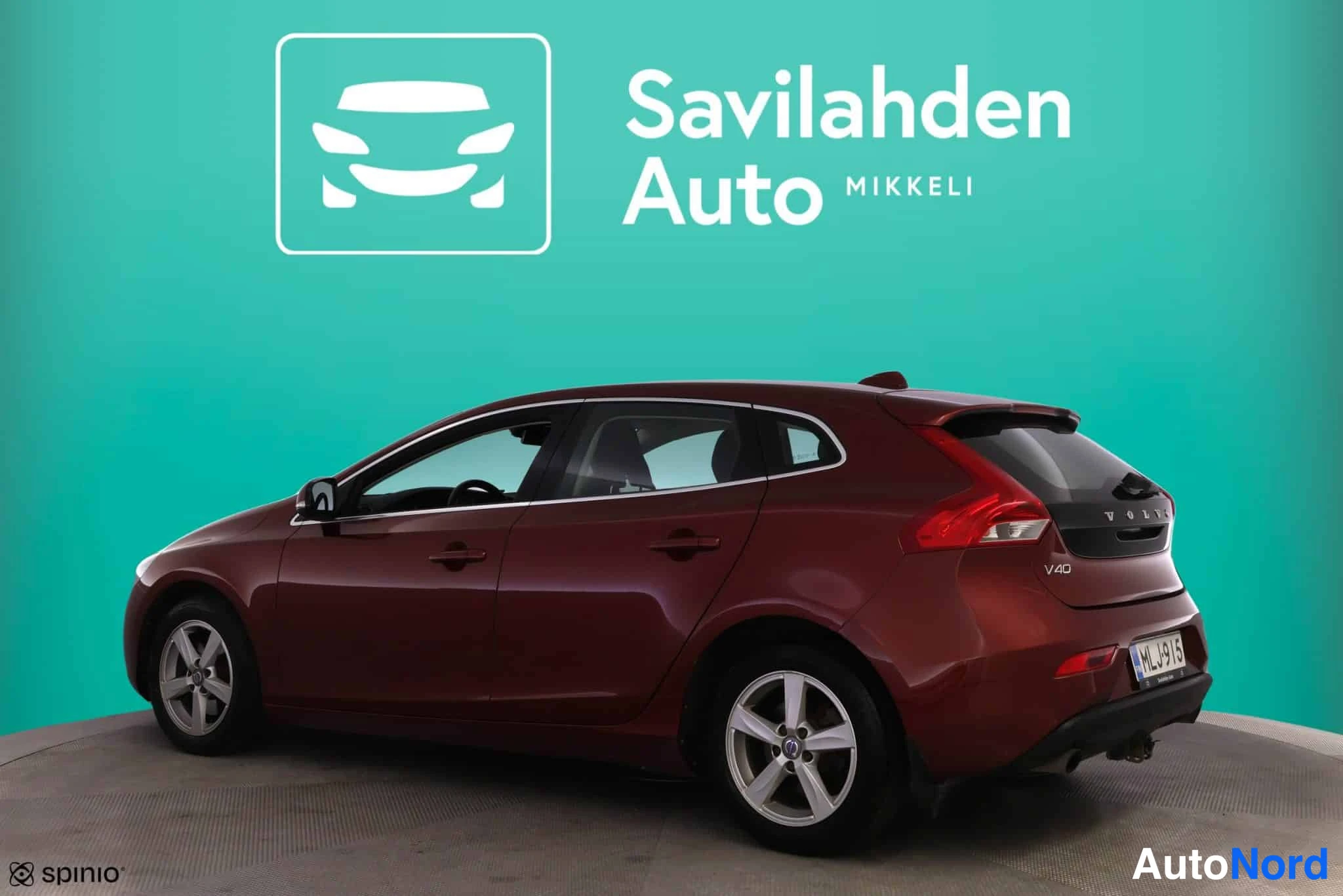 Punainen Volvo V40 2013, takaviisto, kuva 11