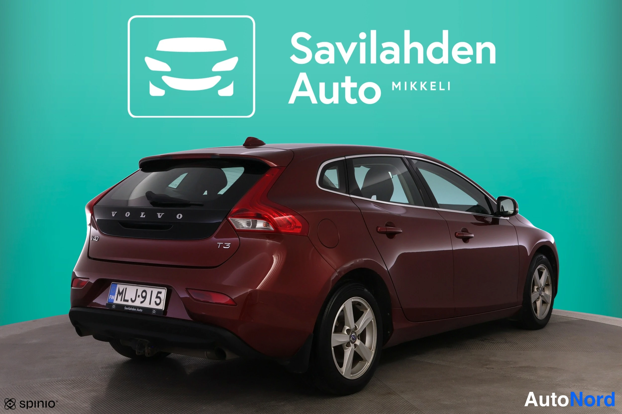 Punainen Volvo V40 2013, takaviisto, kuva 10