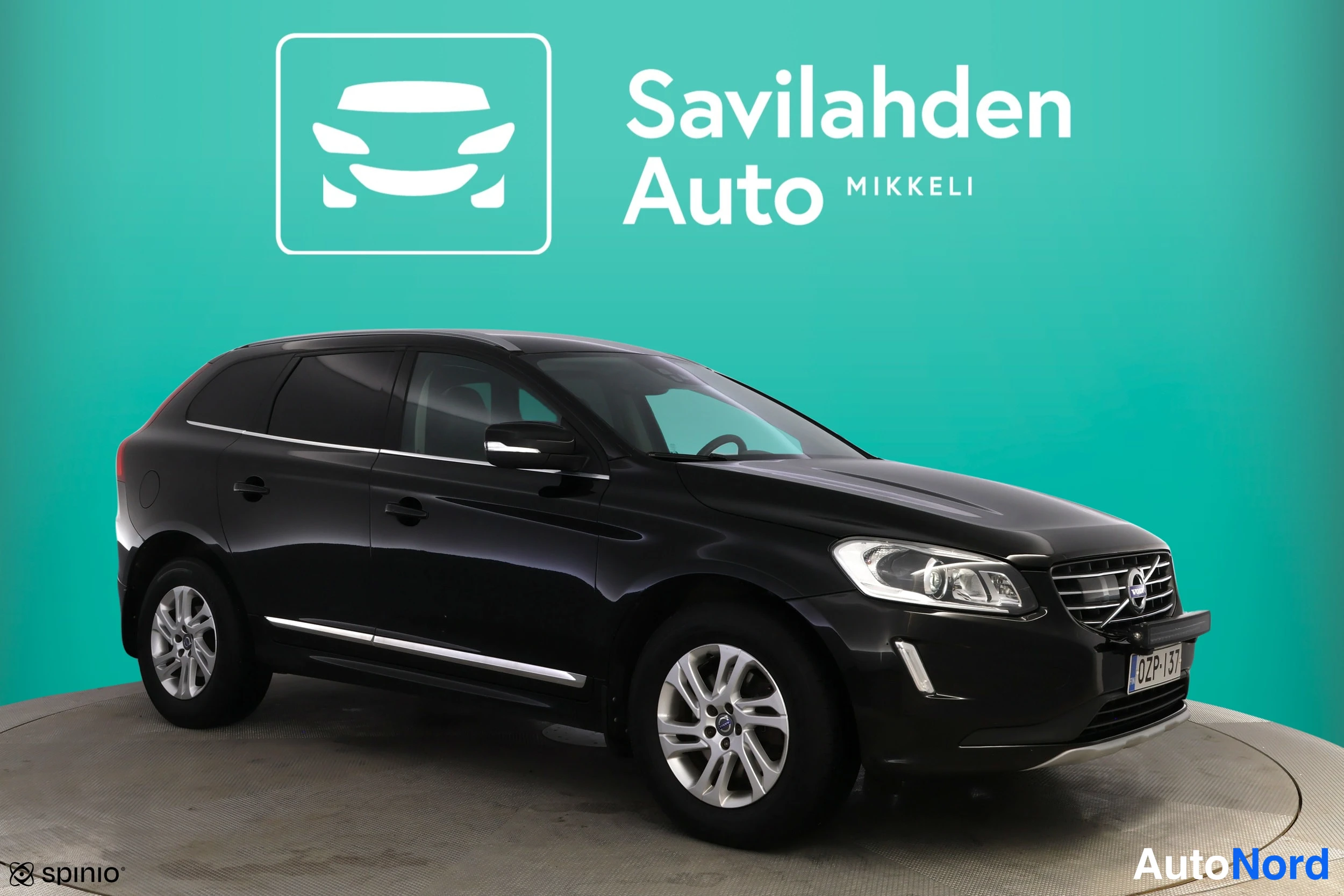 Musta Volvo XC60 2016, etuviisto, keula oikealle, kuva 6