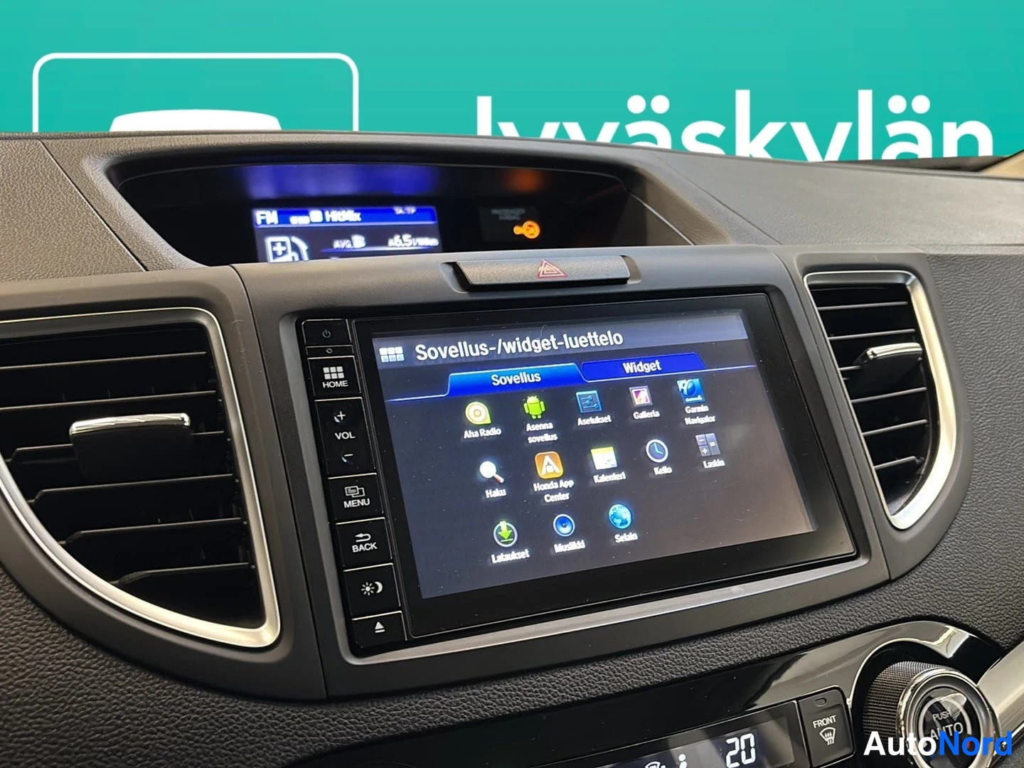 Punainen Honda CR-V 2018, yksityiskohta, kuva 15
