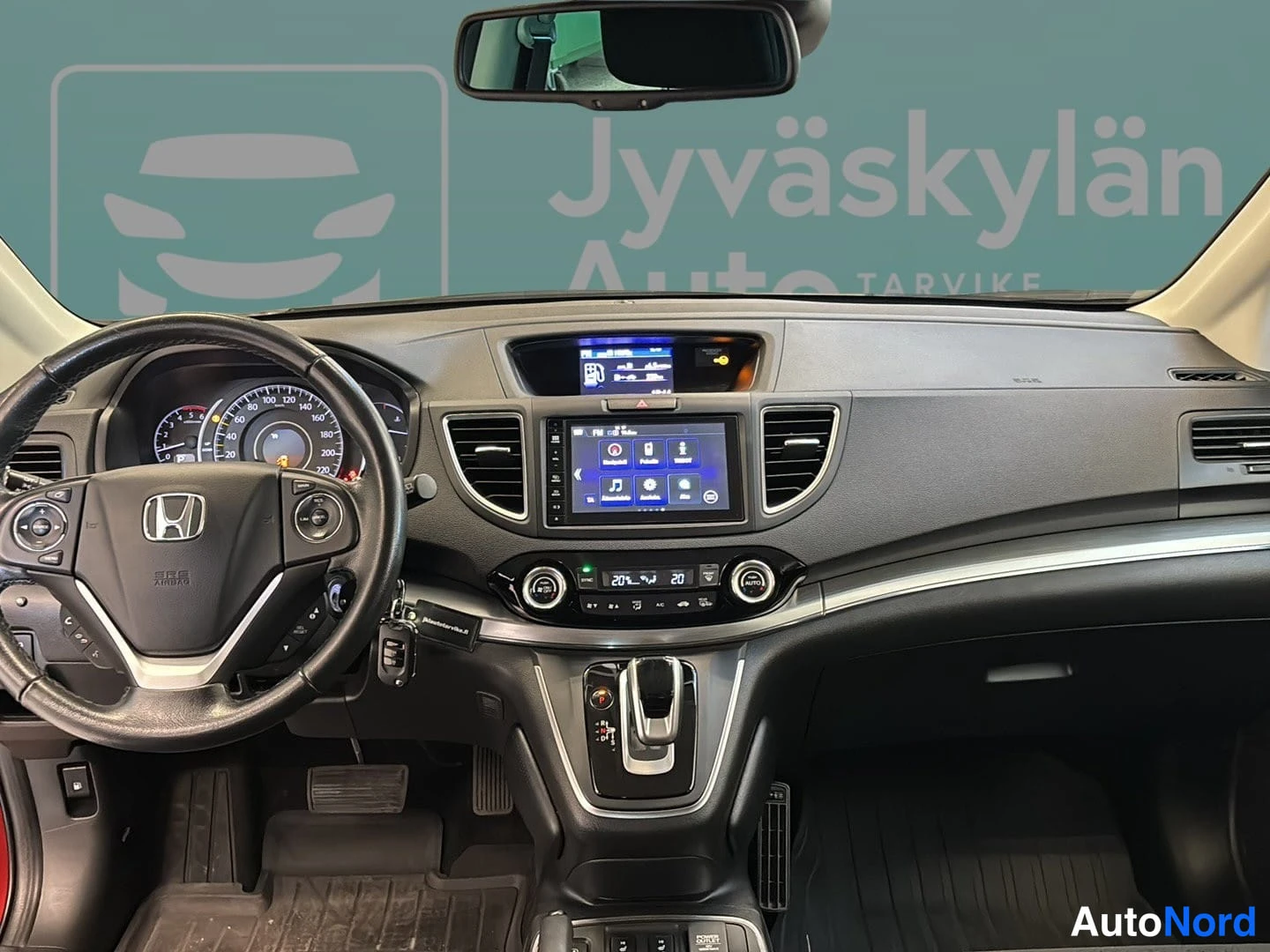 Punainen Honda CR-V 2018, ohjaamo, kuva 7