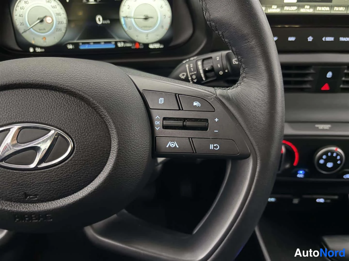 Punainen Hyundai i20 2021, yksityiskohta, kuva 28