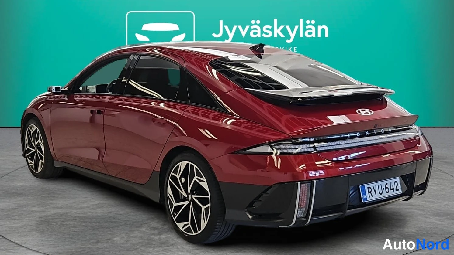 Punainen Hyundai IONIQ 6 2024, takaviisto, kuva 4