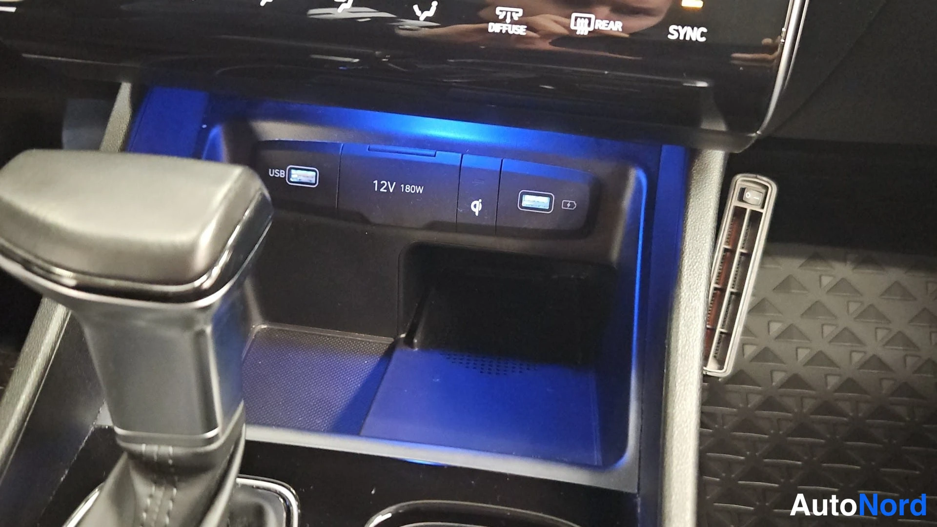 Punainen Hyundai Tucson 2021, yksityiskohta, kuva 18