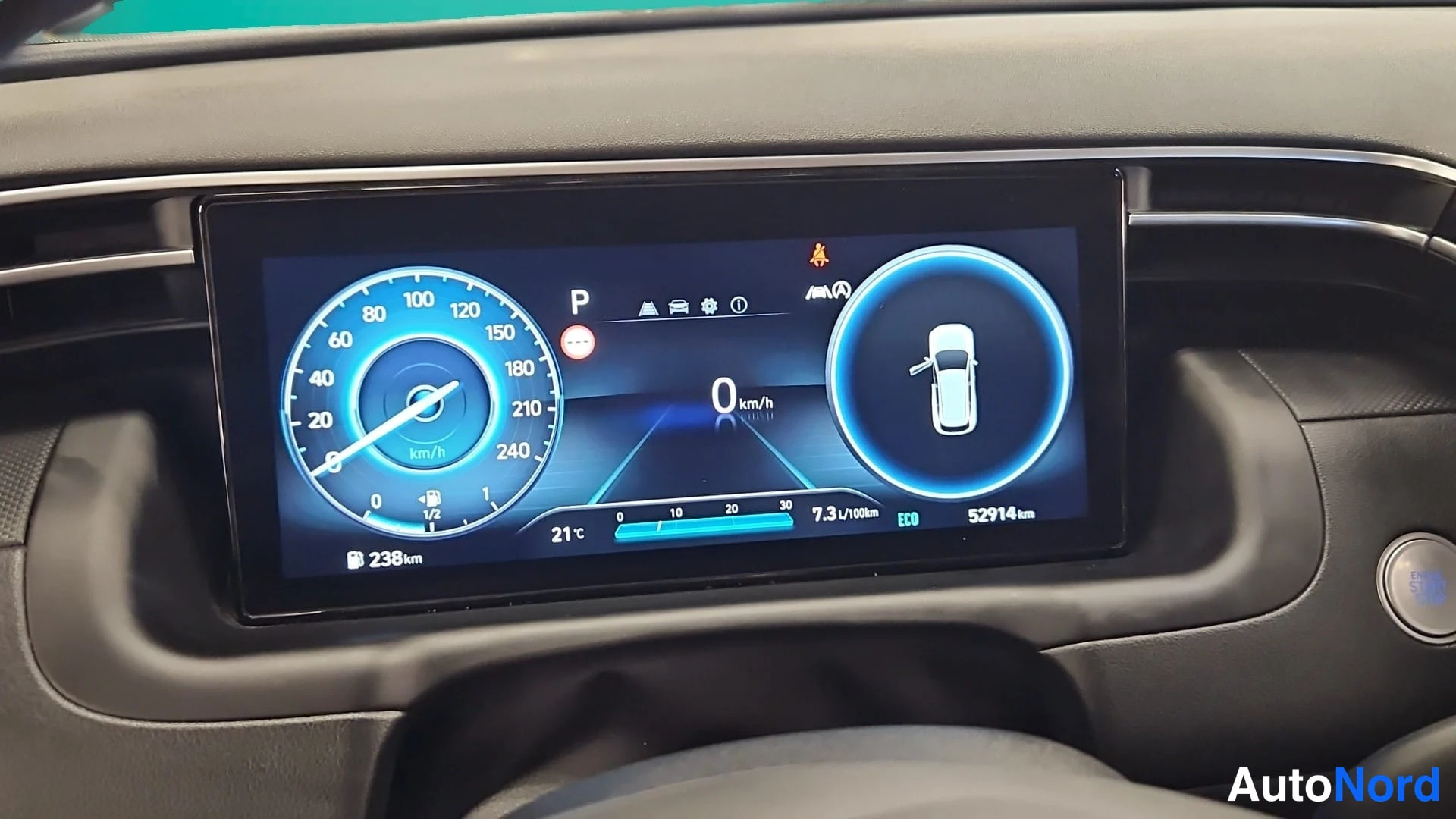 Punainen Hyundai Tucson 2021, yksityiskohta, kuva 16