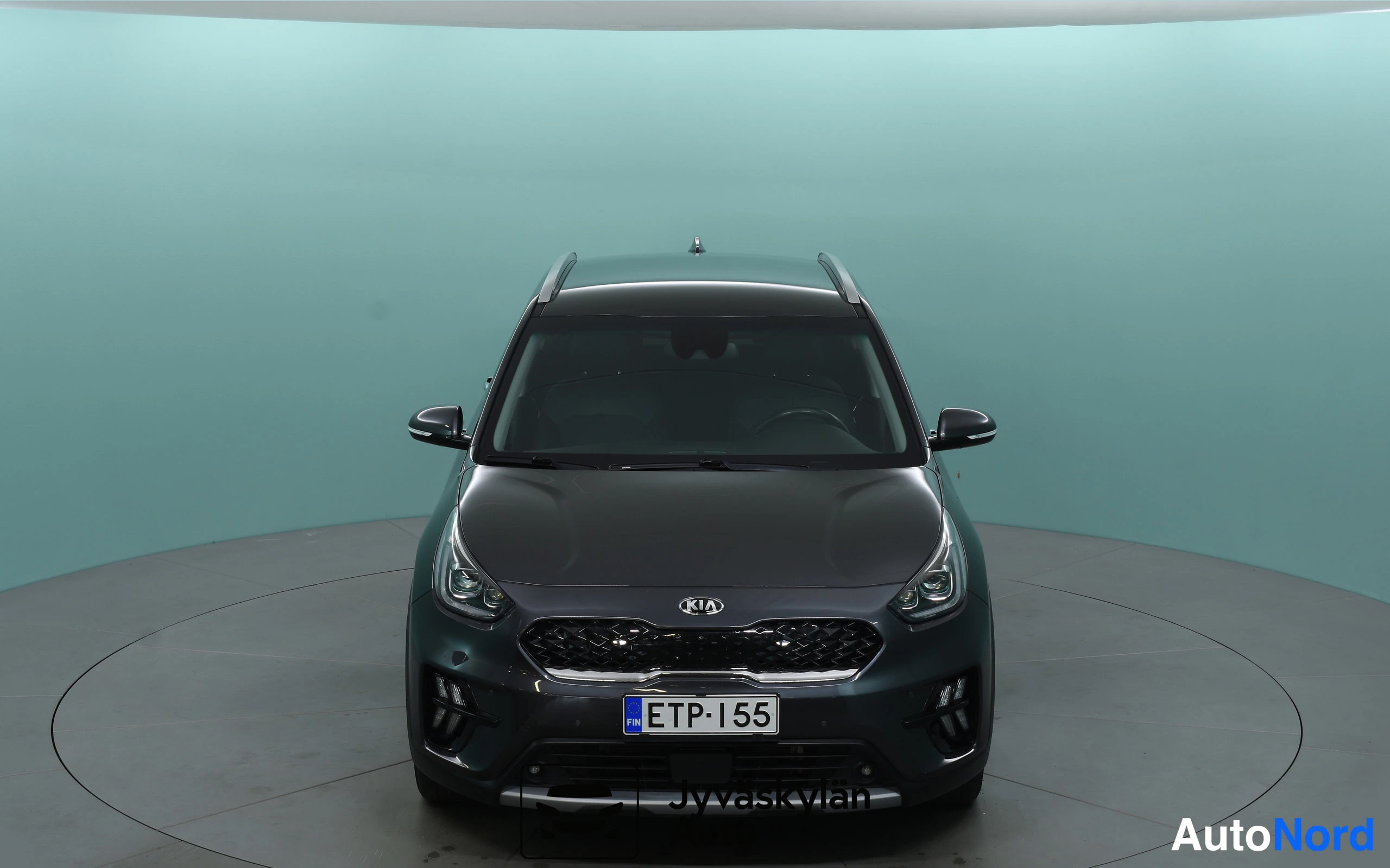 Harmaa Kia Niro 2021, edestä, kuva 10