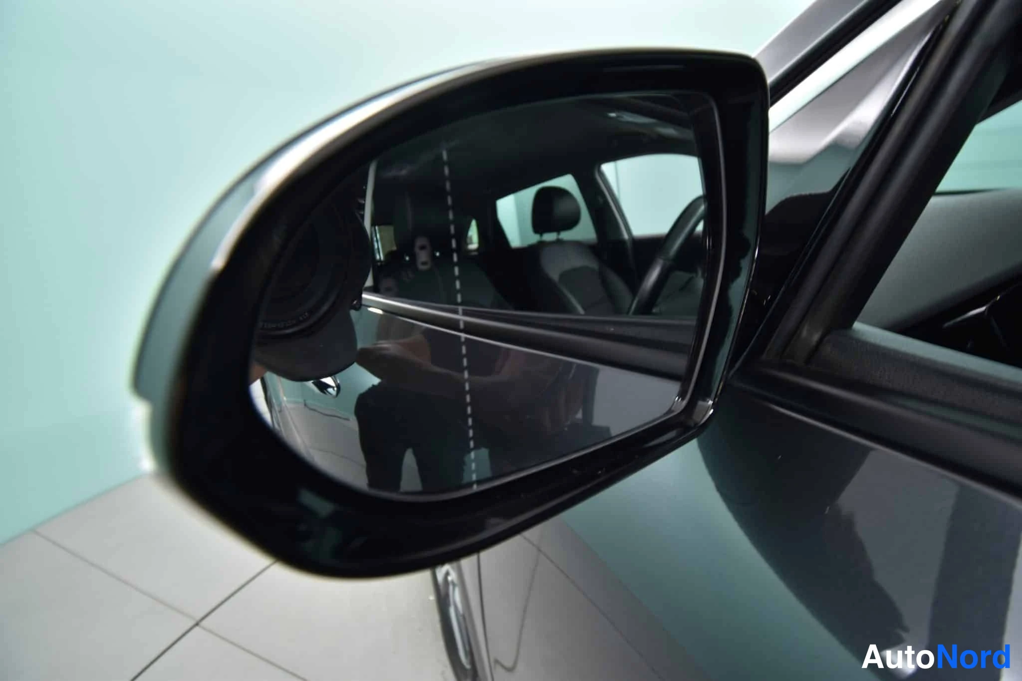 Harmaa Kia Niro 2021, yksityiskohta, kuva 35