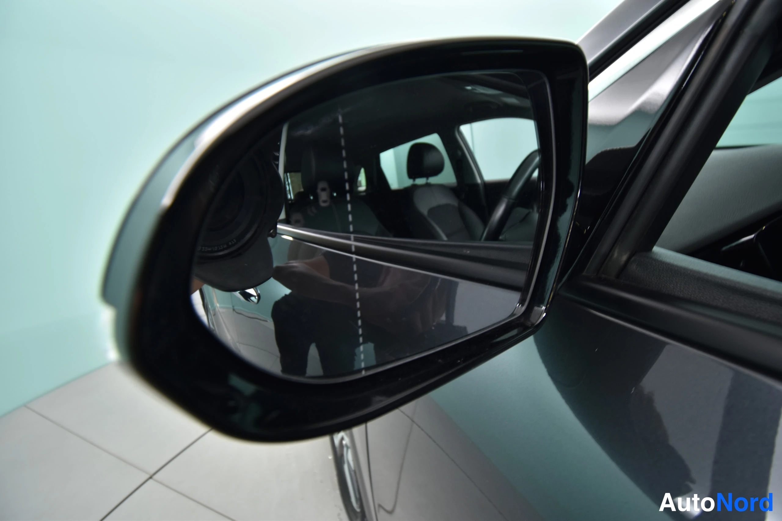 Harmaa Kia Niro 2021, yksityiskohta, kuva 36