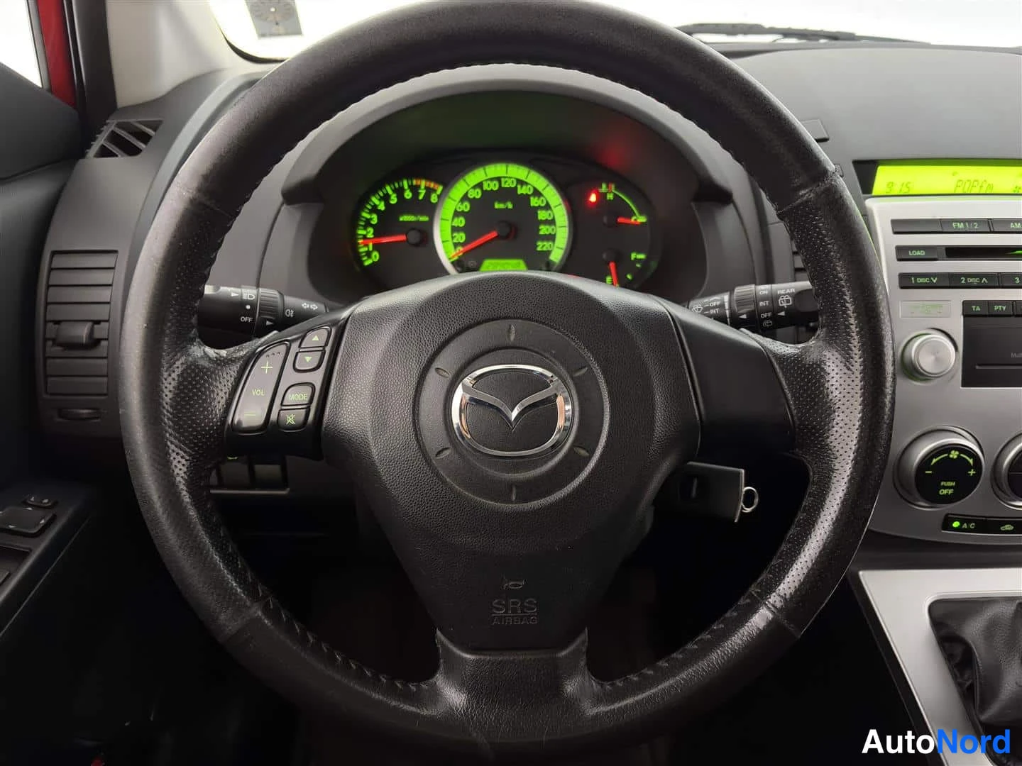 Punainen Mazda Mazda5 2008, ohjaamo, kuva 14