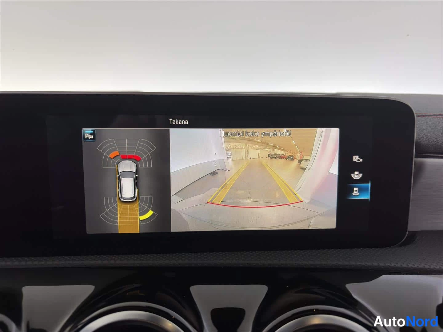 Harmaa Mercedes-Benz CLA 2020, yksityiskohta, kuva 24