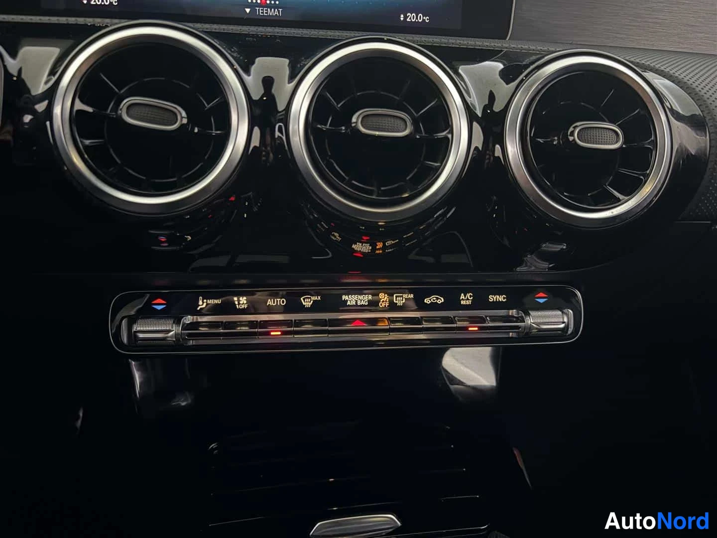 Harmaa Mercedes-Benz CLA 2020, yksityiskohta, kuva 25