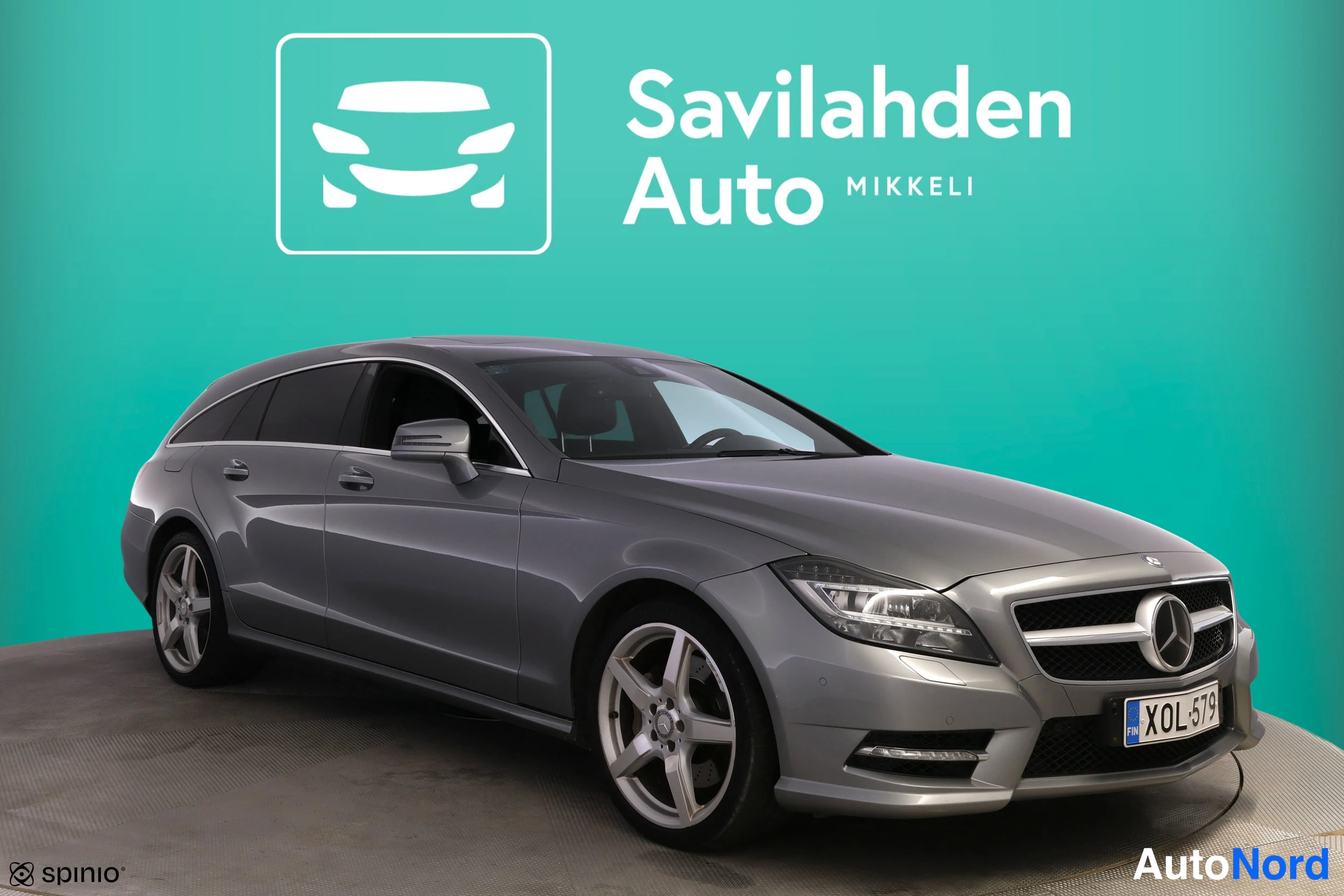 Harmaa Mercedes-Benz CLS 2013, etuviisto, keula oikealle, kuva 6