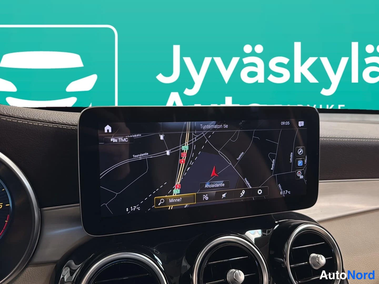 Sininen Mercedes-Benz GLC 2022, yksityiskohta, kuva 18