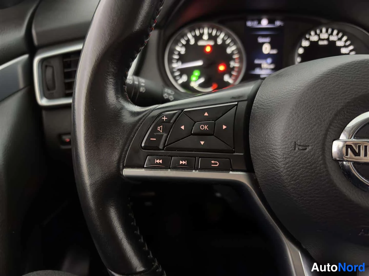 Harmaa Nissan Qashqai 2019, yksityiskohta, kuva 27