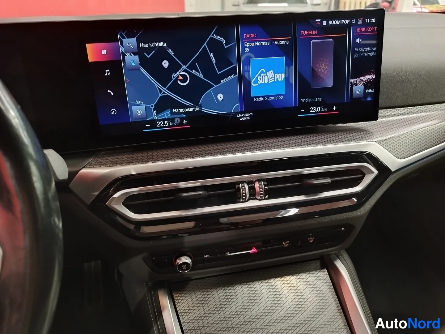Valkoinen BMW i4 eDrive40 2024, yksityiskohta, kuva 16