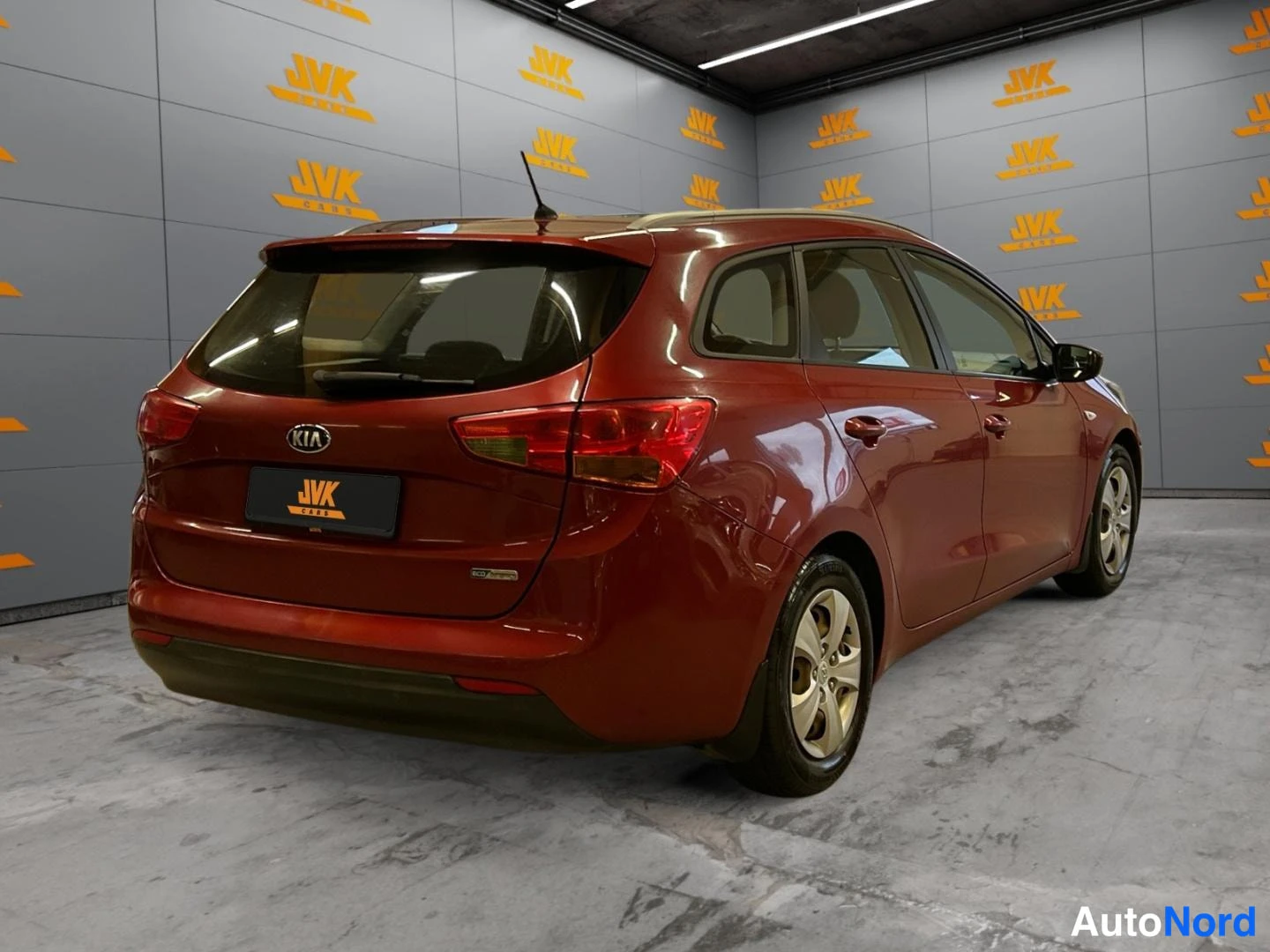 Punainen Kia Ceed 2014, takaviisto, kuva 5