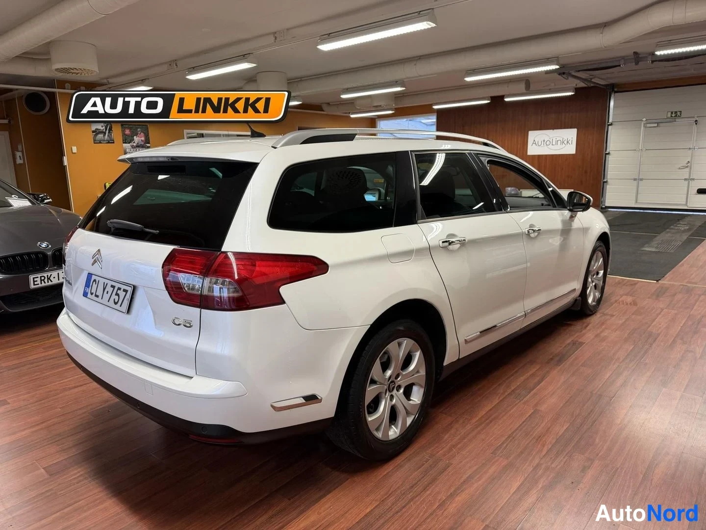 Valkoinen Citroen C5 2011, takaviisto, kuva 7