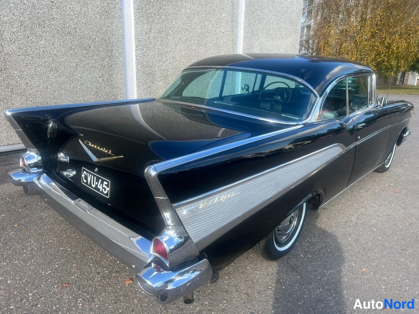 Musta Chevrolet Bel Air 1957, takaviisto, kuva 16