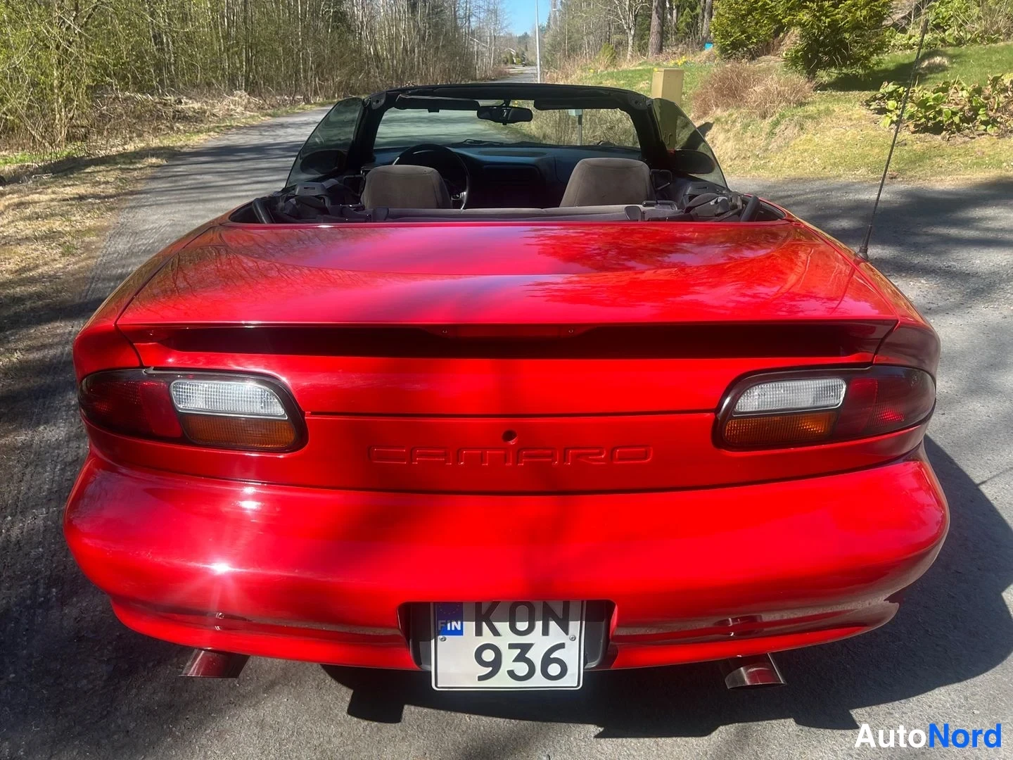 Röd Chevrolet Camaro 2000, bakifrån, bild 17