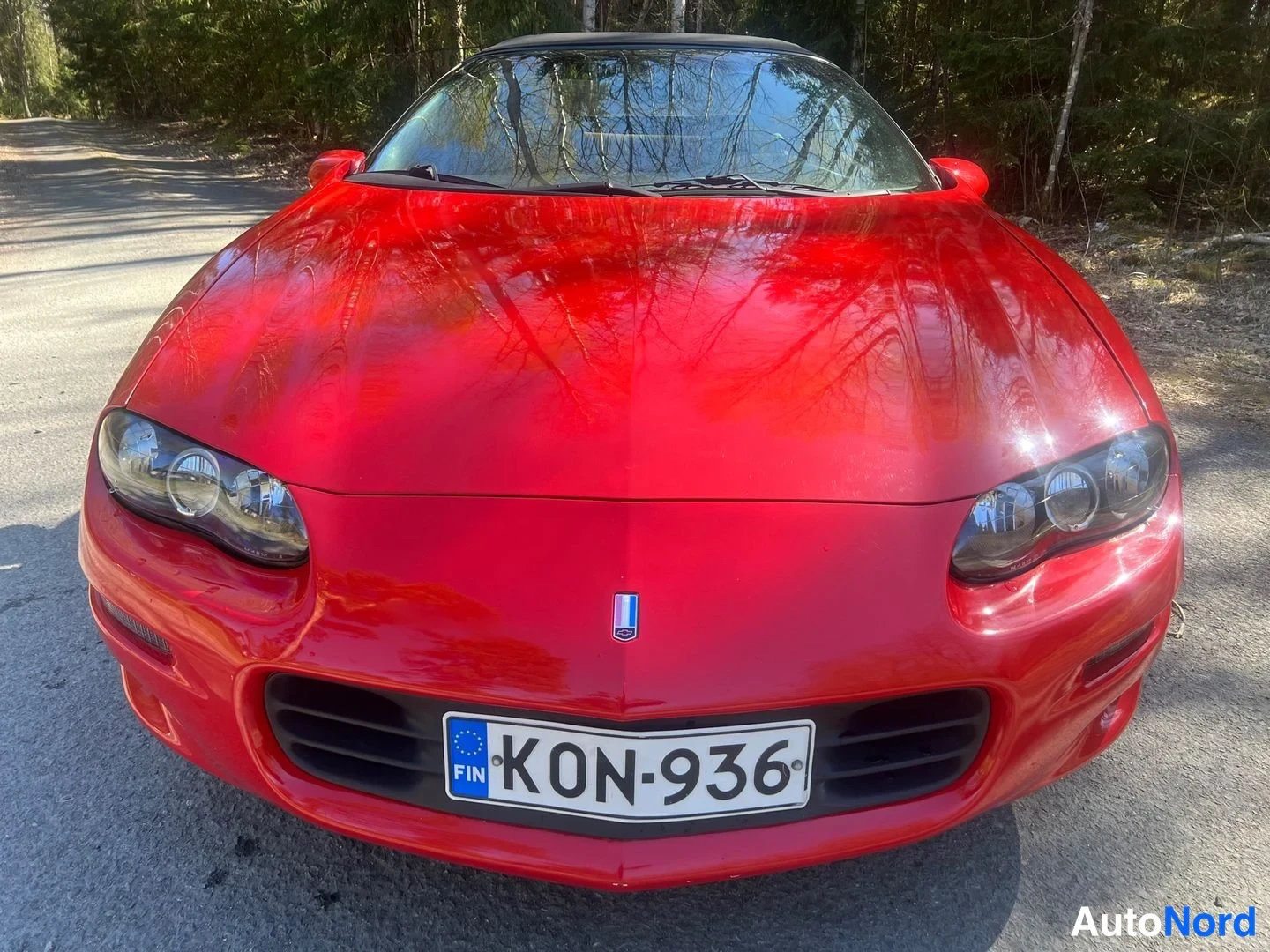 Röd Chevrolet Camaro 2000, framifrån, bild 7