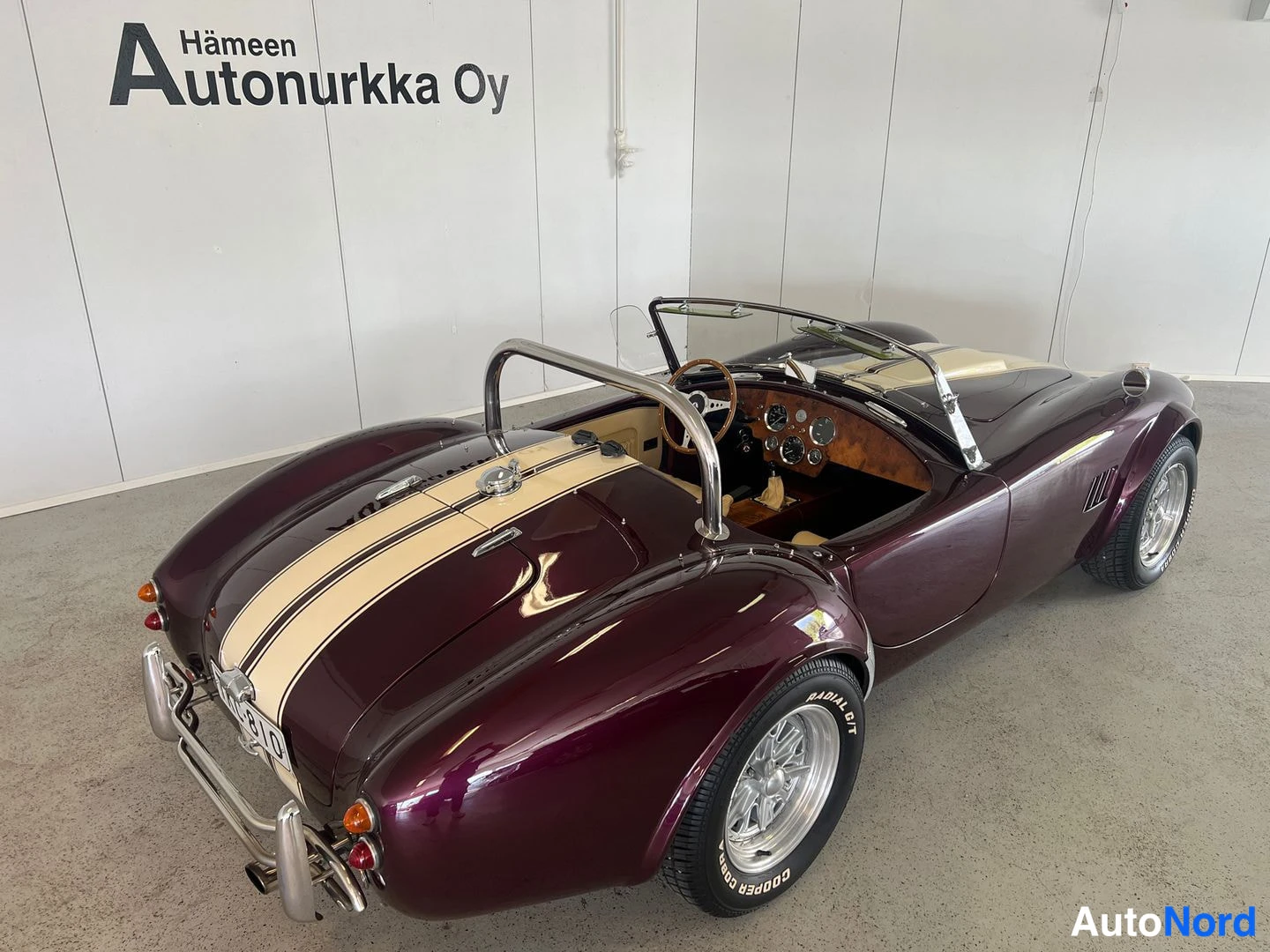 Röd Cobra - 1976, snett bakifrån, bild 22