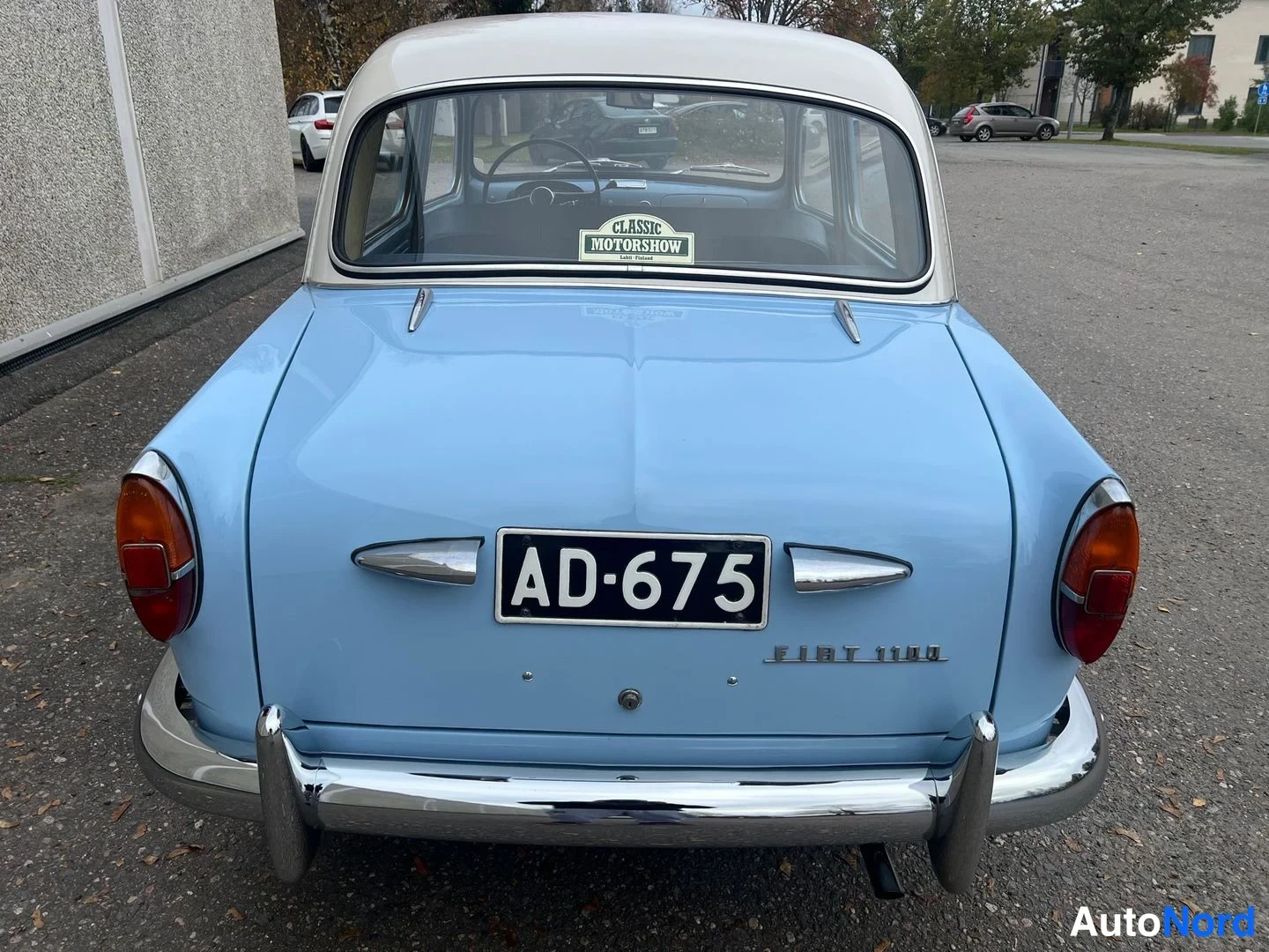Blå Fiat 1100 1960, bakifrån, bild 13