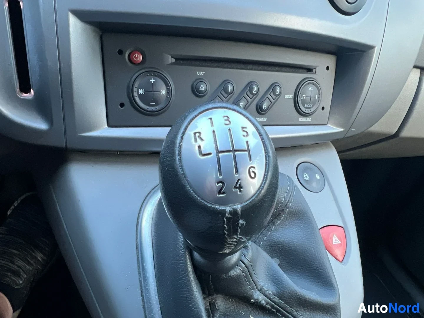 Silver Renault Scenic 2008, detalj, bild 12