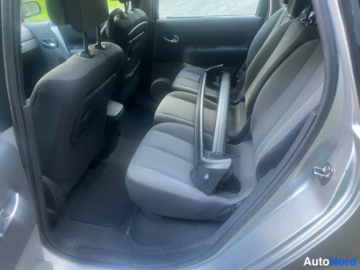 Silver Renault Scenic 2008, baksäten, bild 10