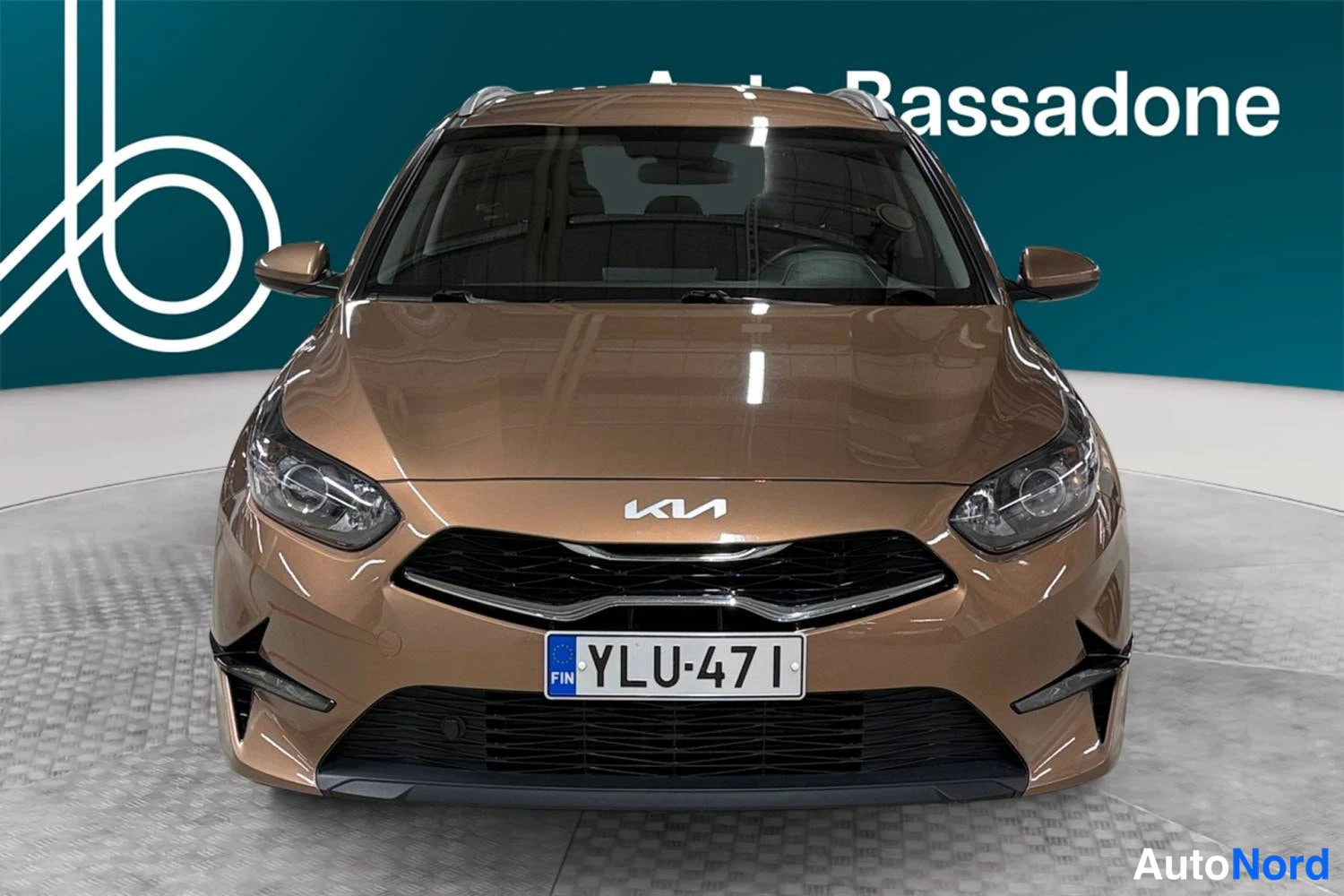 Brown Kia Ceed 2022, front, photo 3