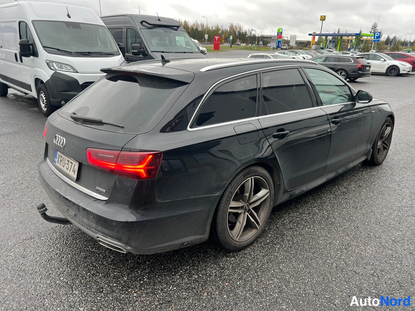 Harmaa Audi A6 Avant 2016, takaviisto, kuva 5