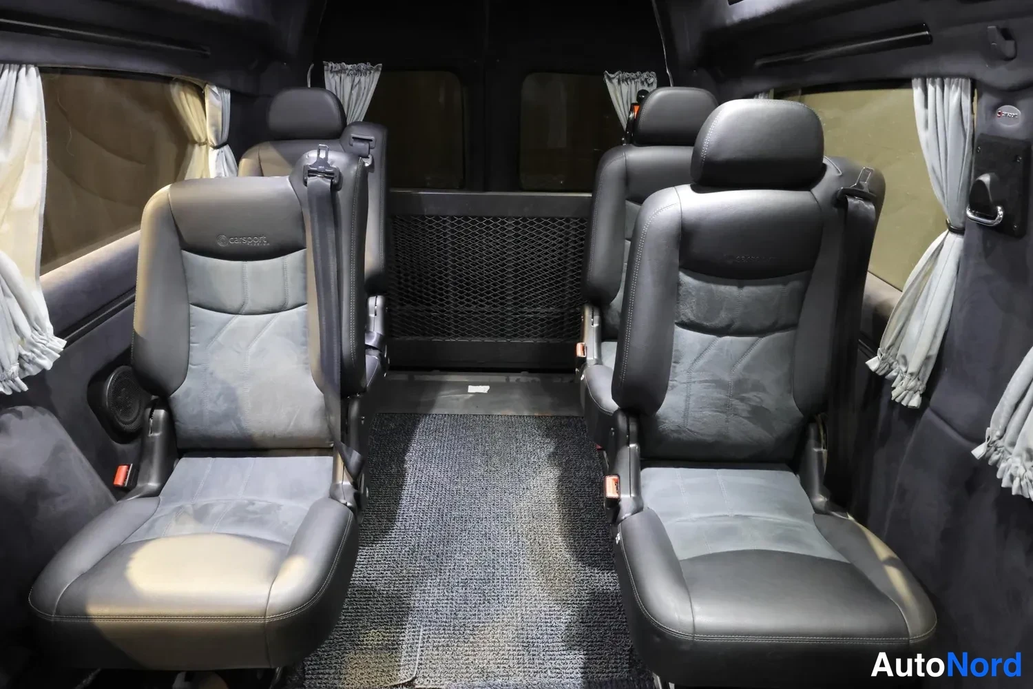 White Mercedes-Benz Vito 2023, rear seats, photo 19