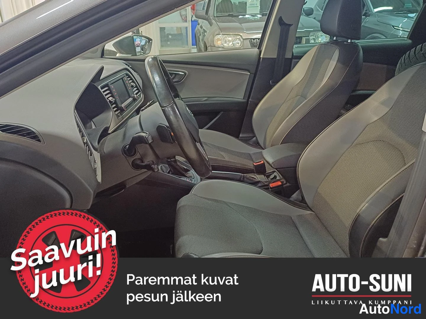 Harmaa Seat Leon X-Perience 2015, ohjaamo, kuva 5