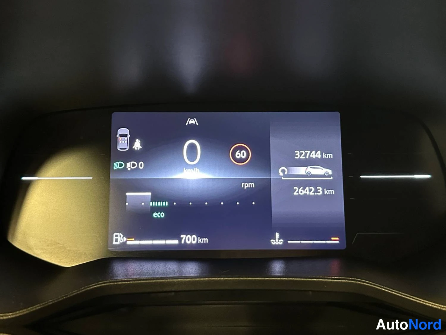 Oranssi Renault Clio 2025, yksityiskohta, kuva 20