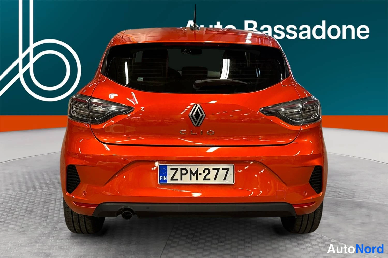 Oranssi Renault Clio 2025, takaa, kuva 8